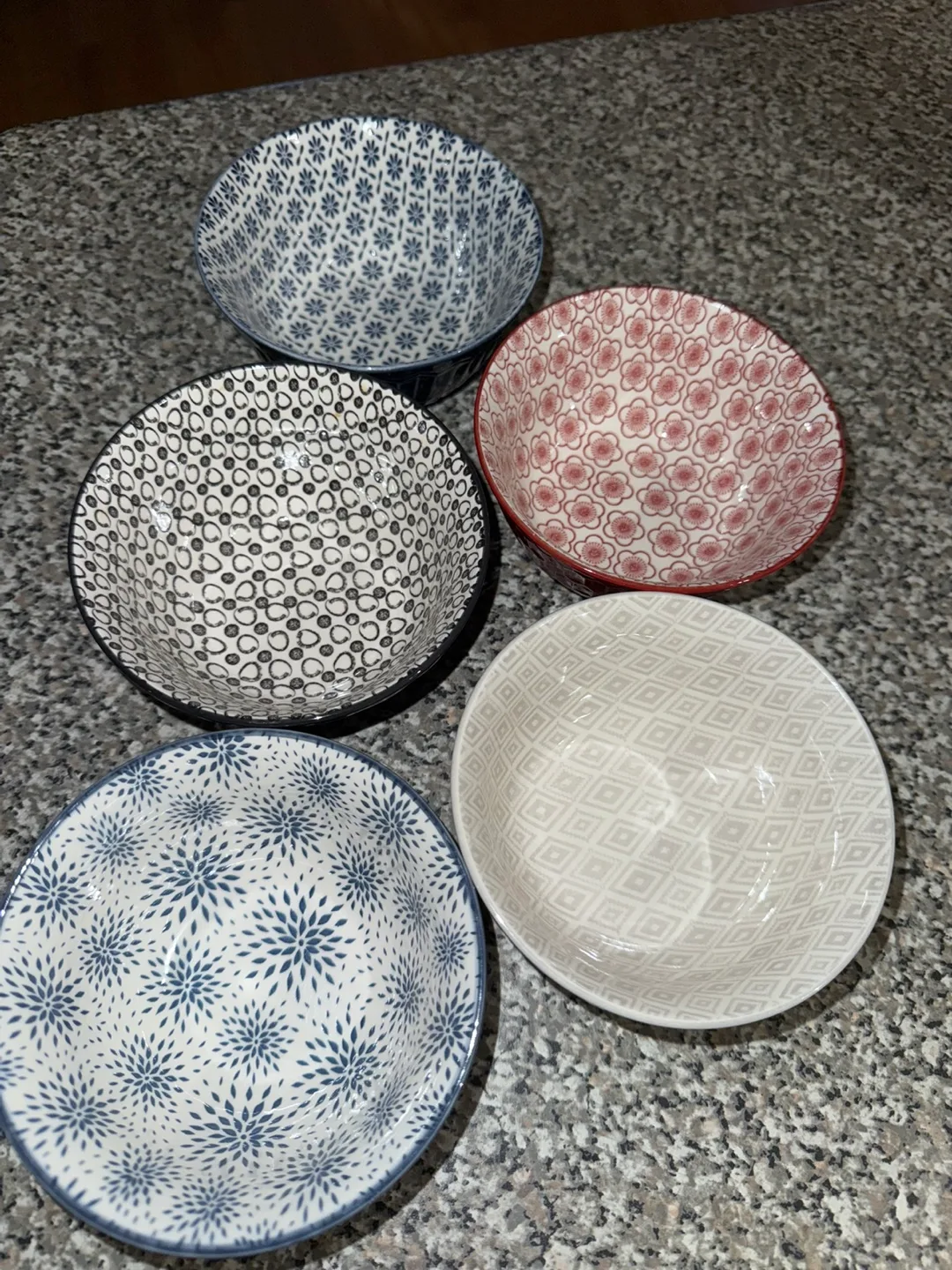 Signature Housewares Bowls - Set of 8 thumbnail
