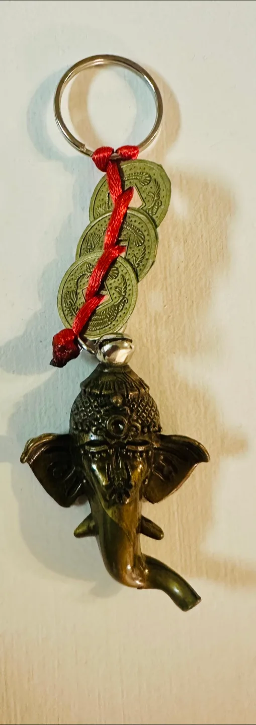 Elephant Keychain with Coins thumbnail