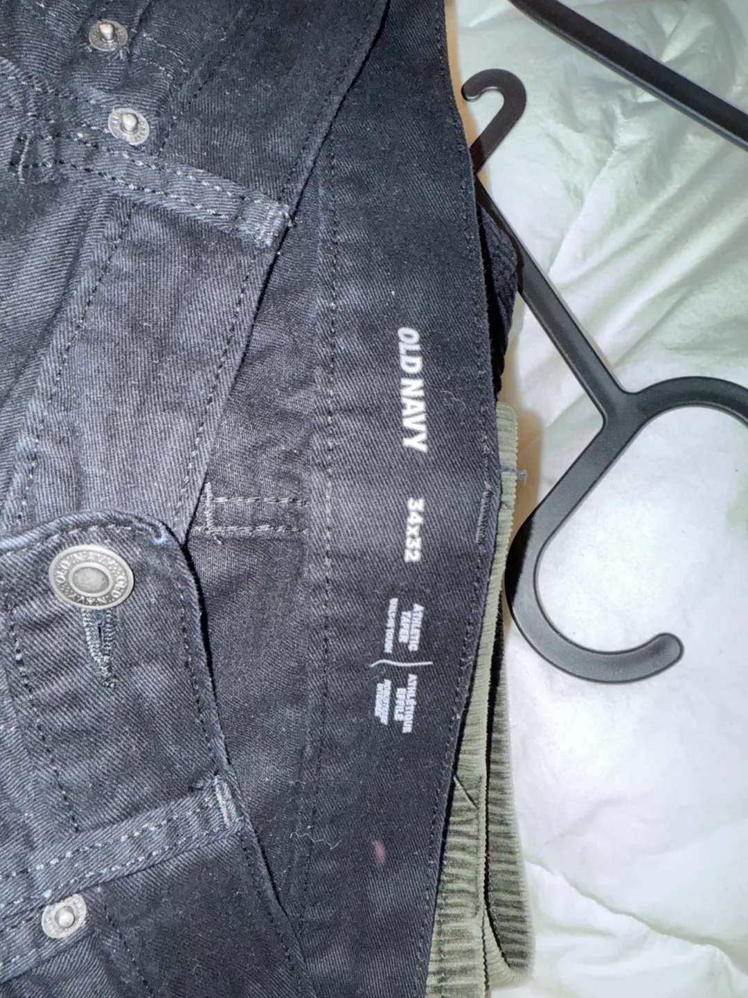 Old Navy Black Athletic Fit Jeans 34x32 thumbnail