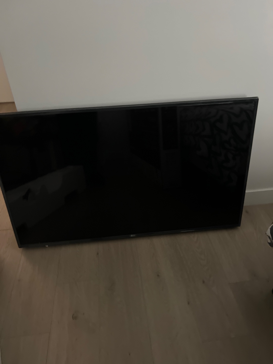 LG 49” 4K UHD Smart TV - photo 2