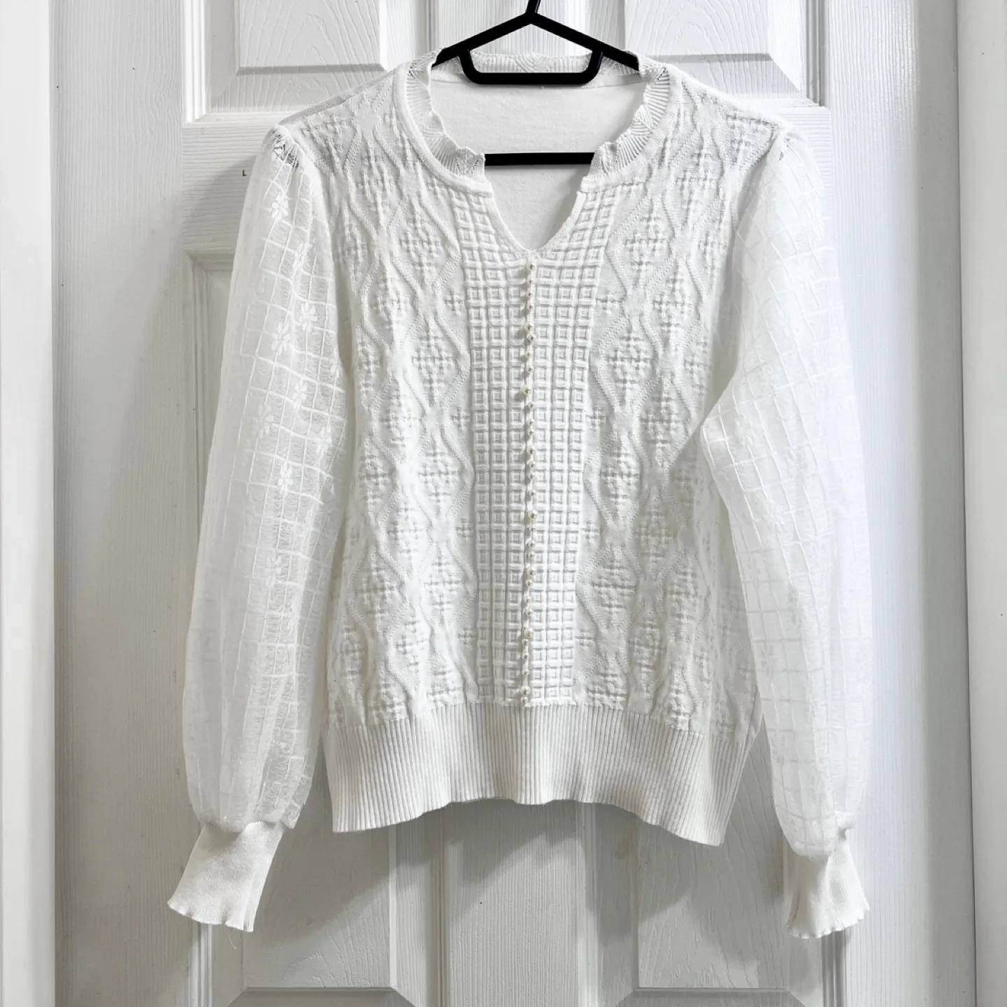 Elegant Pearls White Abstract Long Sleeve Blouse Sweater thumbnail
