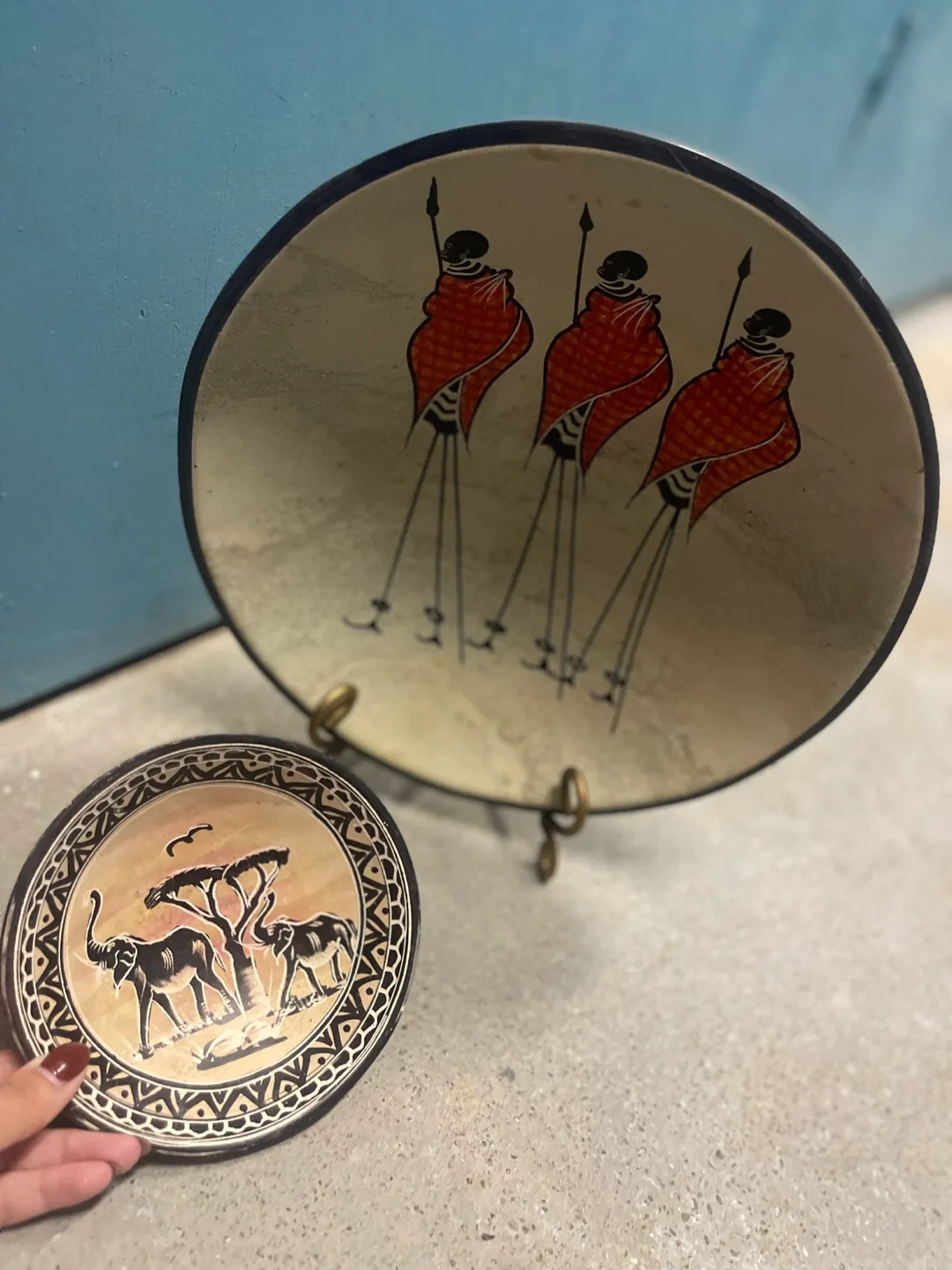 Decorative African Plates (Set of 2) thumbnail