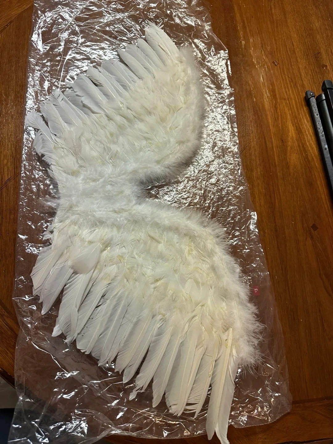 Feather Angel Wings - Costume Accessory image indicator(2)