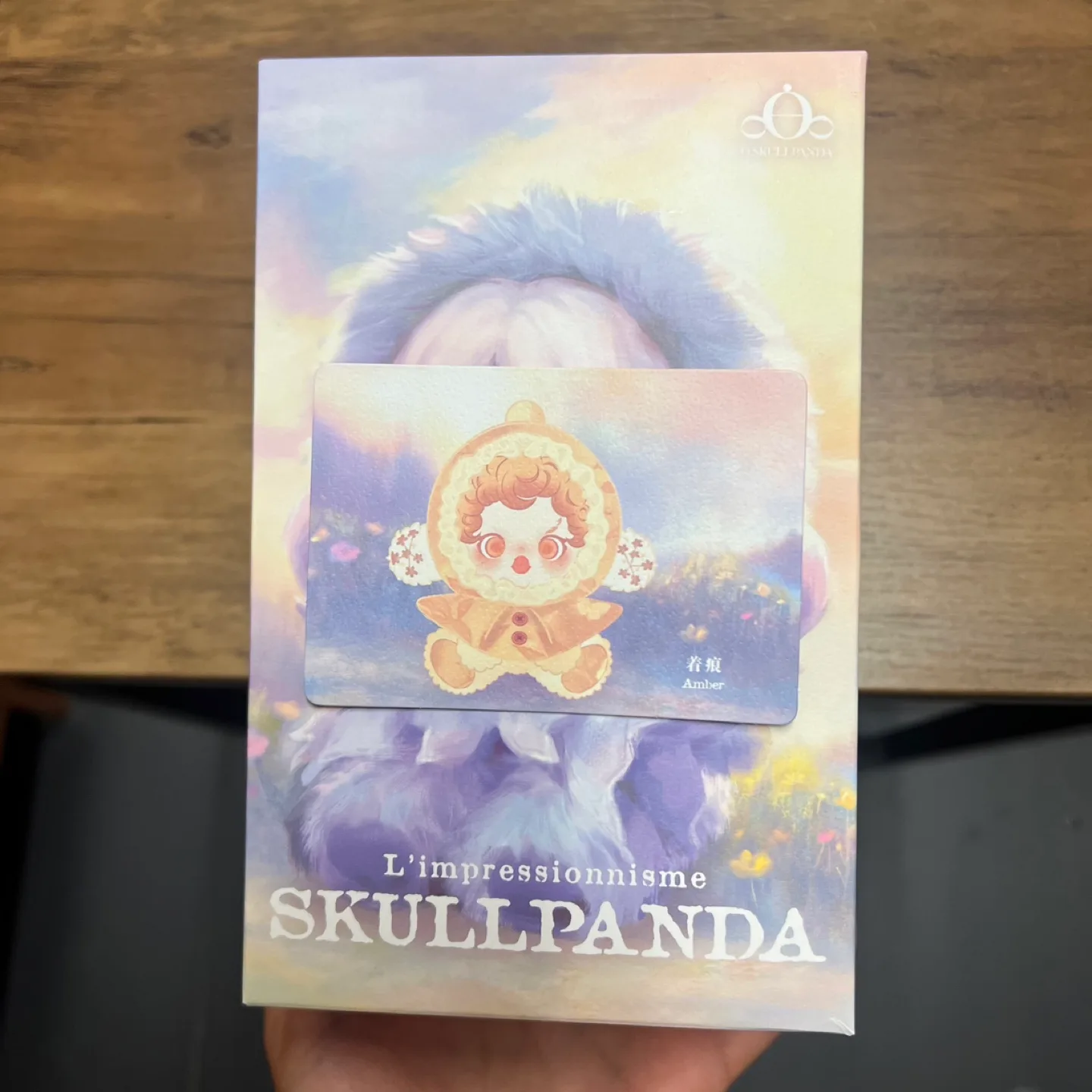 POP MART Skullpanda L’impressionnisme Blind Box Series - Amber image indicator(2)