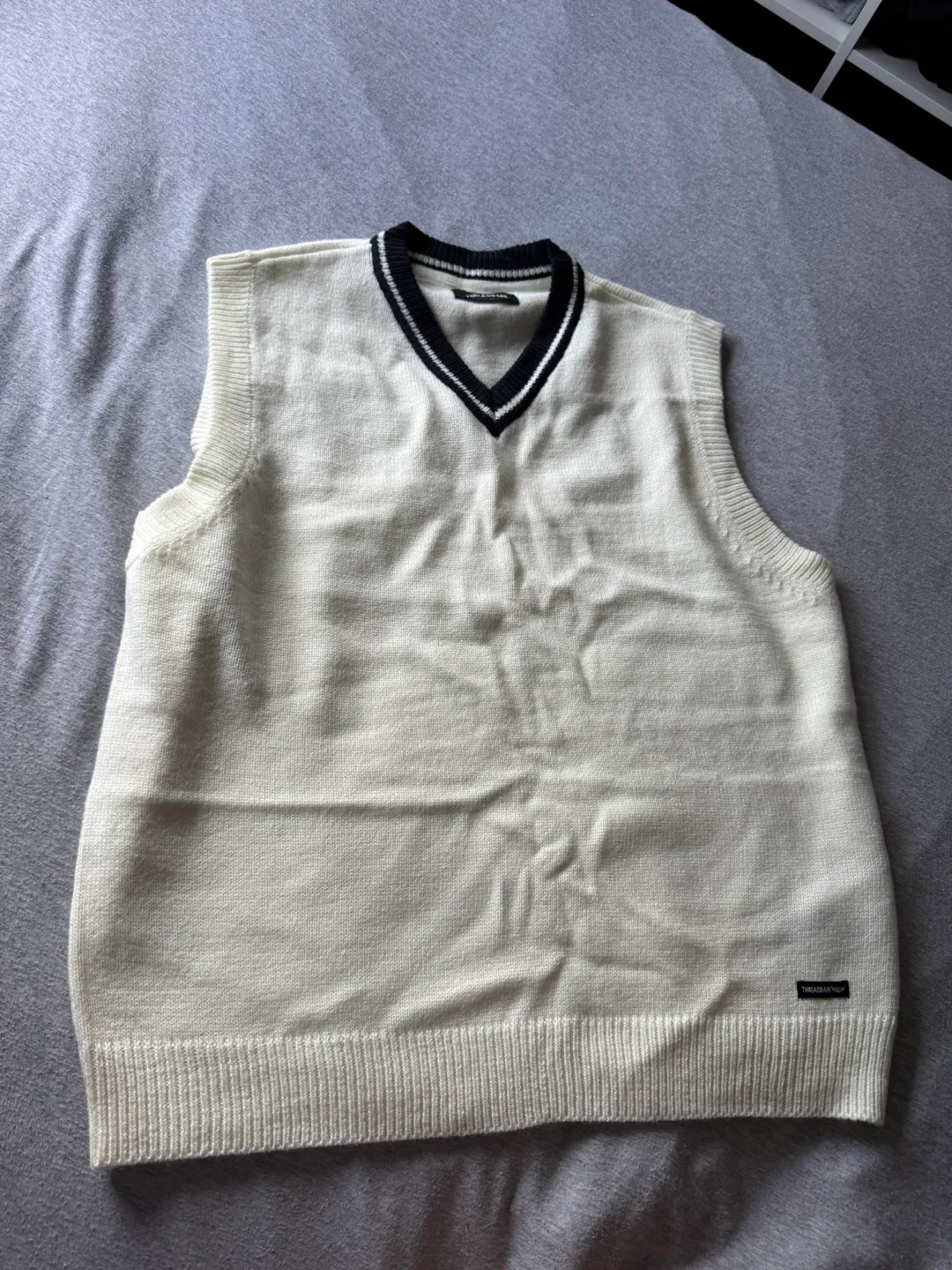 Assorted Mens Shirts & Jerseys - Zara & NBA image indicator(5)