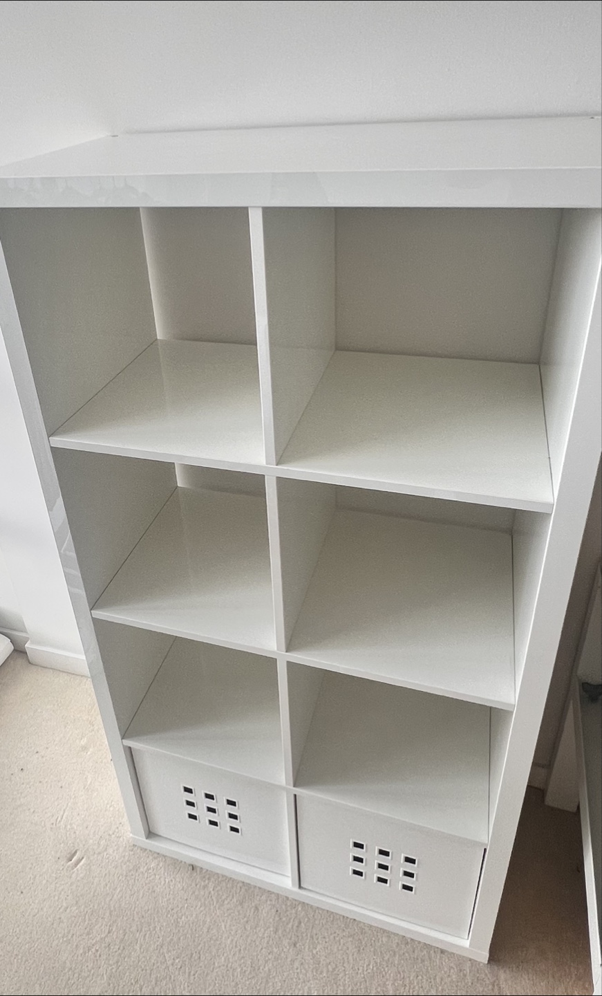 White Shelf Unit with 8 Cubes - photo 3