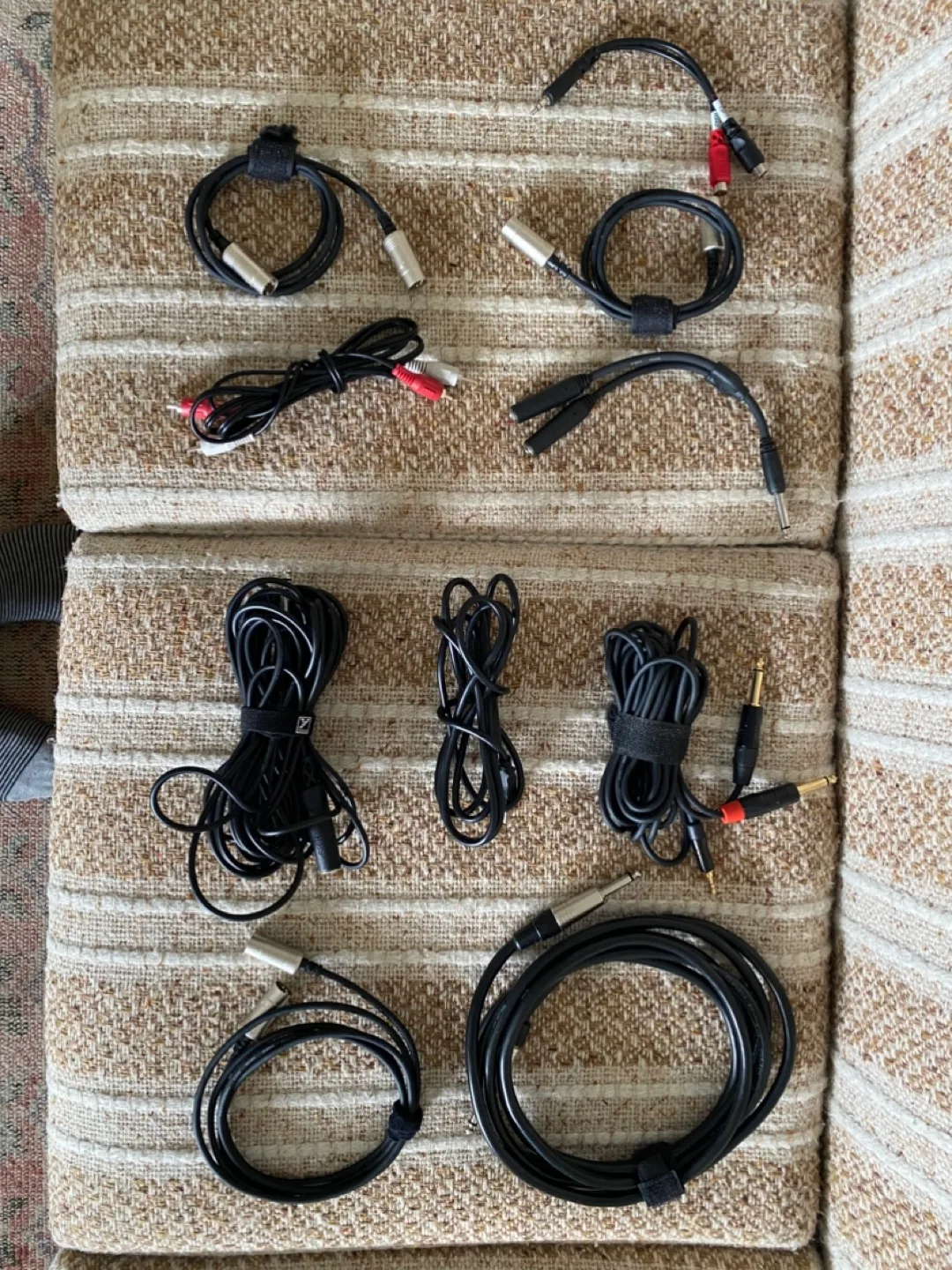 Audio Cables Bundle thumbnail