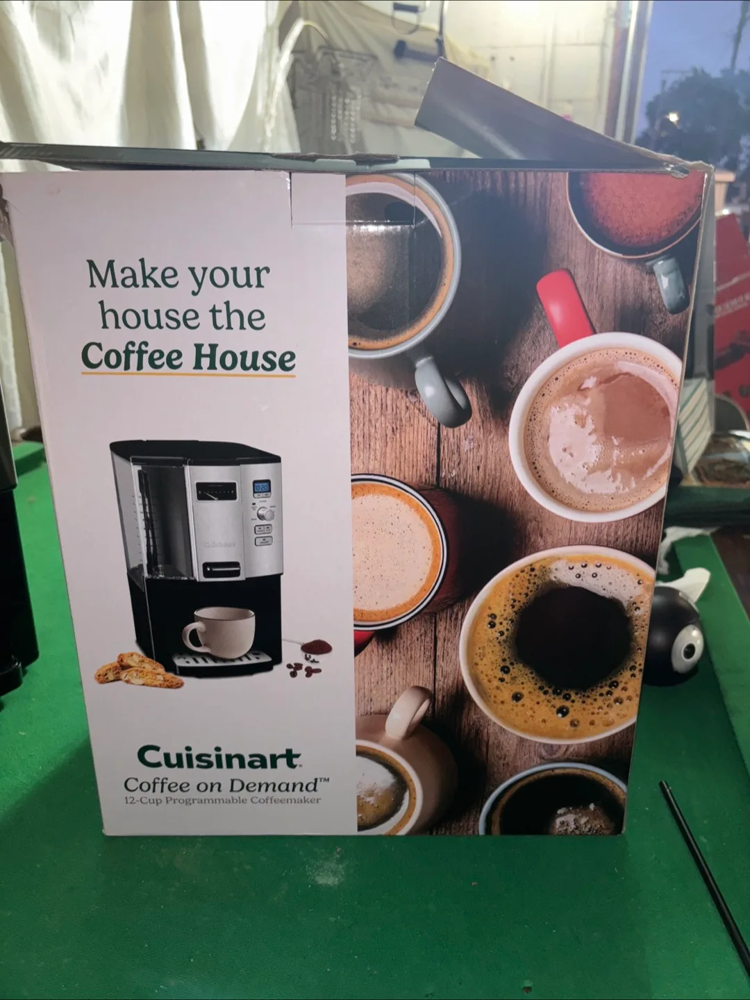 Cuisinart Coffee on Demand 12-Cup Coffeemaker image indicator(5)
