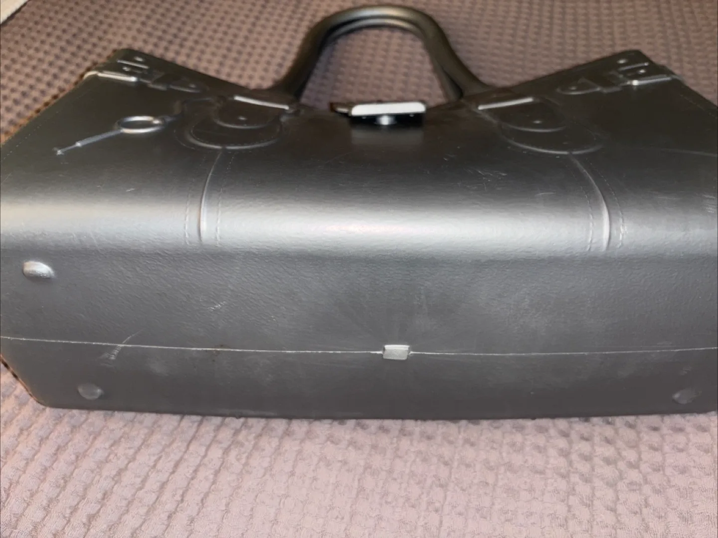 The Great Bag by Robert Verdi Silver Tote Bag image indicator(6)