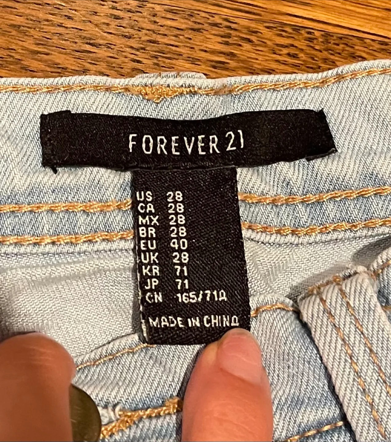 Forever 21 Jeans - Size 28 image indicator(2)
