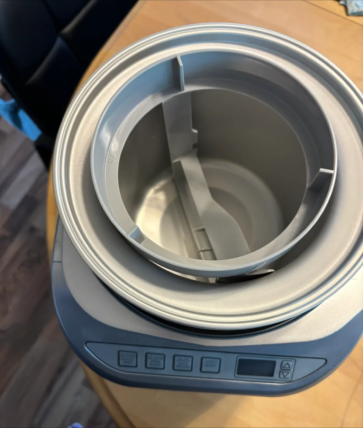 Cuisinart Ice Cream Maker thumbnail