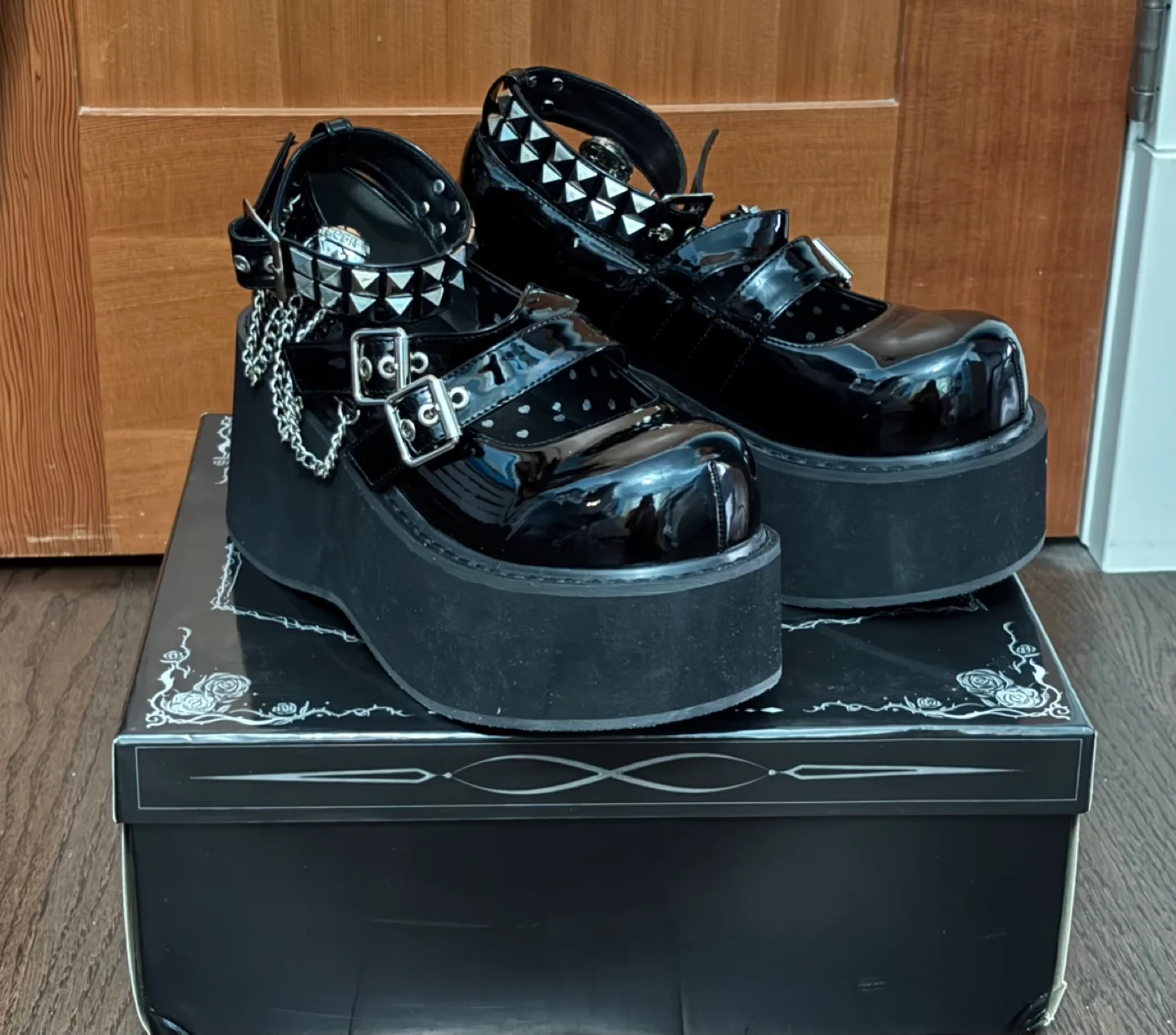 Gothic Platform Shoes thumbnail
