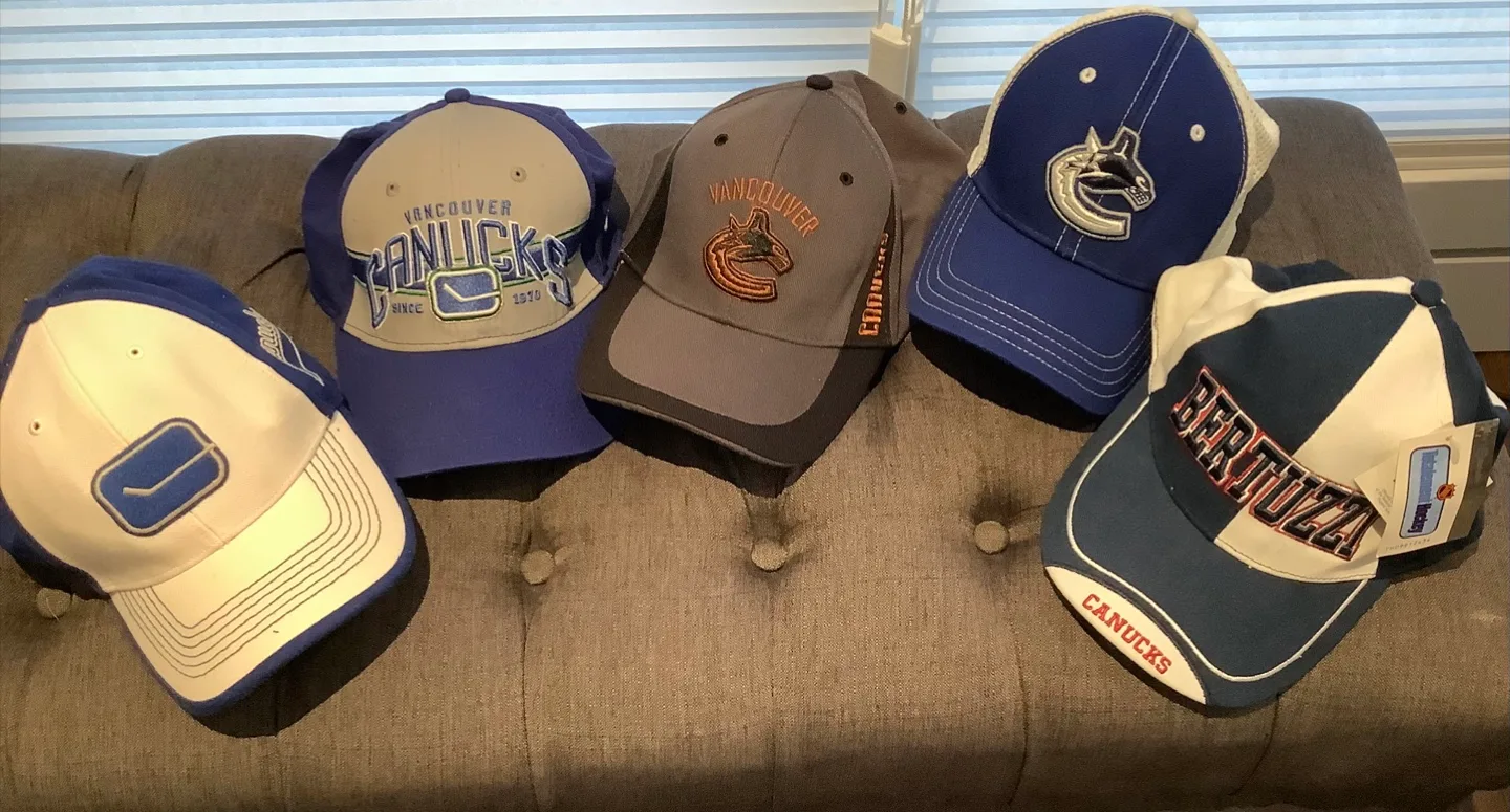 Vancouver Canucks Hats - Bundle of 5 thumbnail