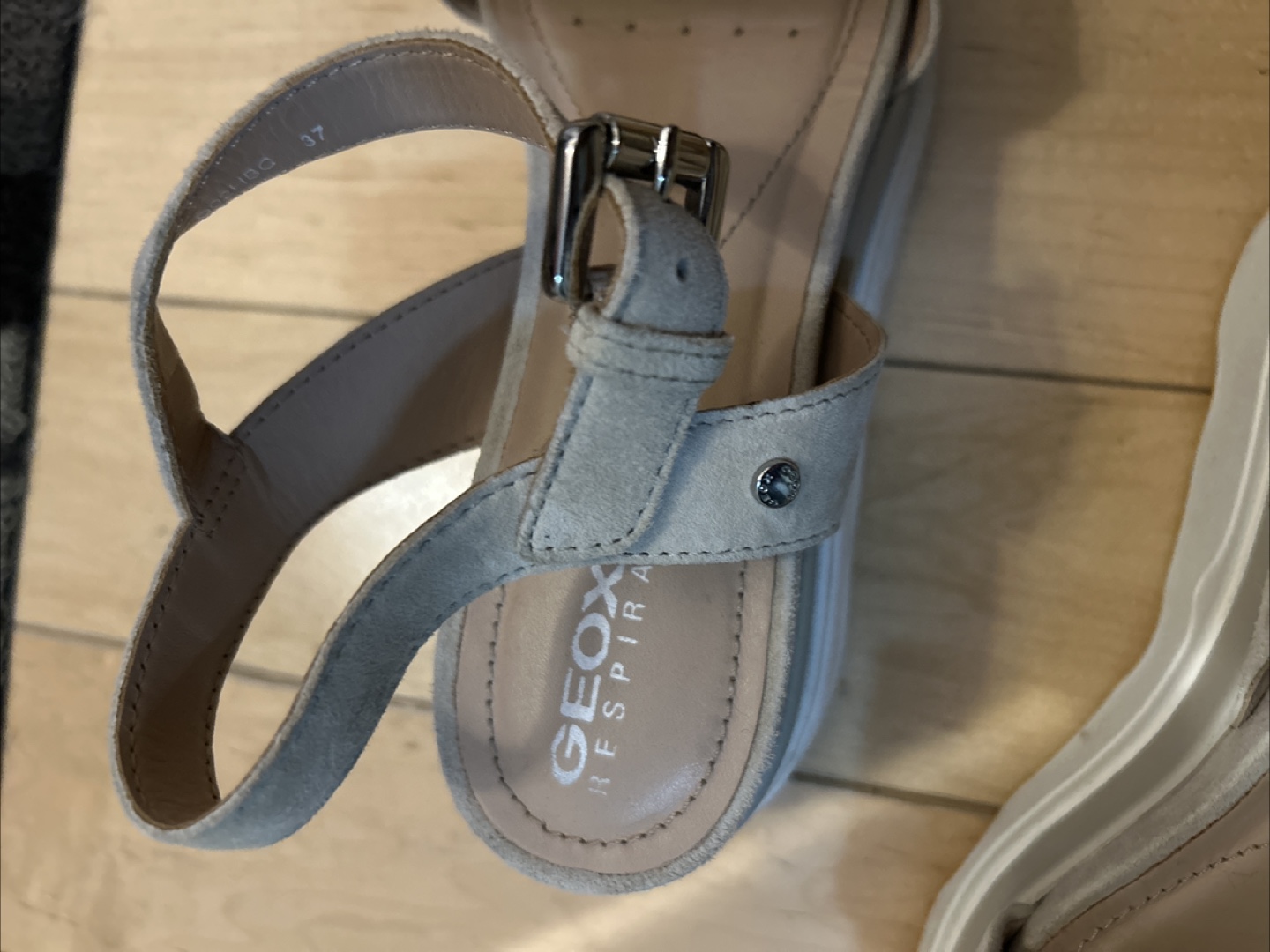 Geox Women's Wedge Sandals - Size 37 - photo 2
