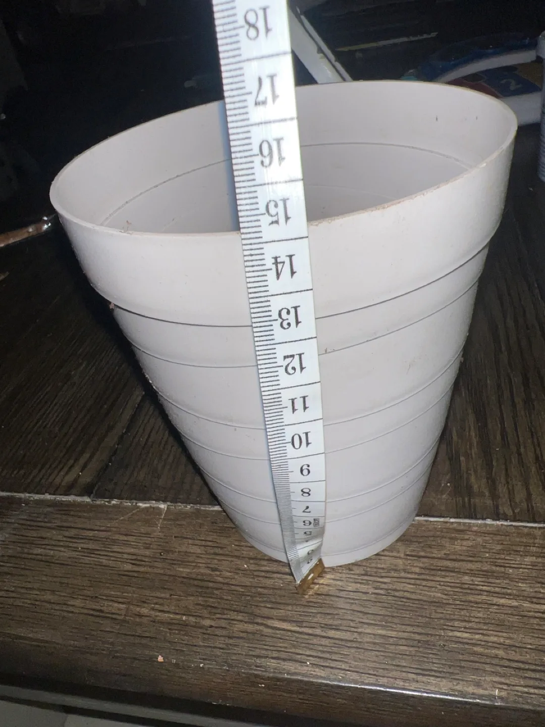 🧡 Plastic Flower Pot thumbnail
