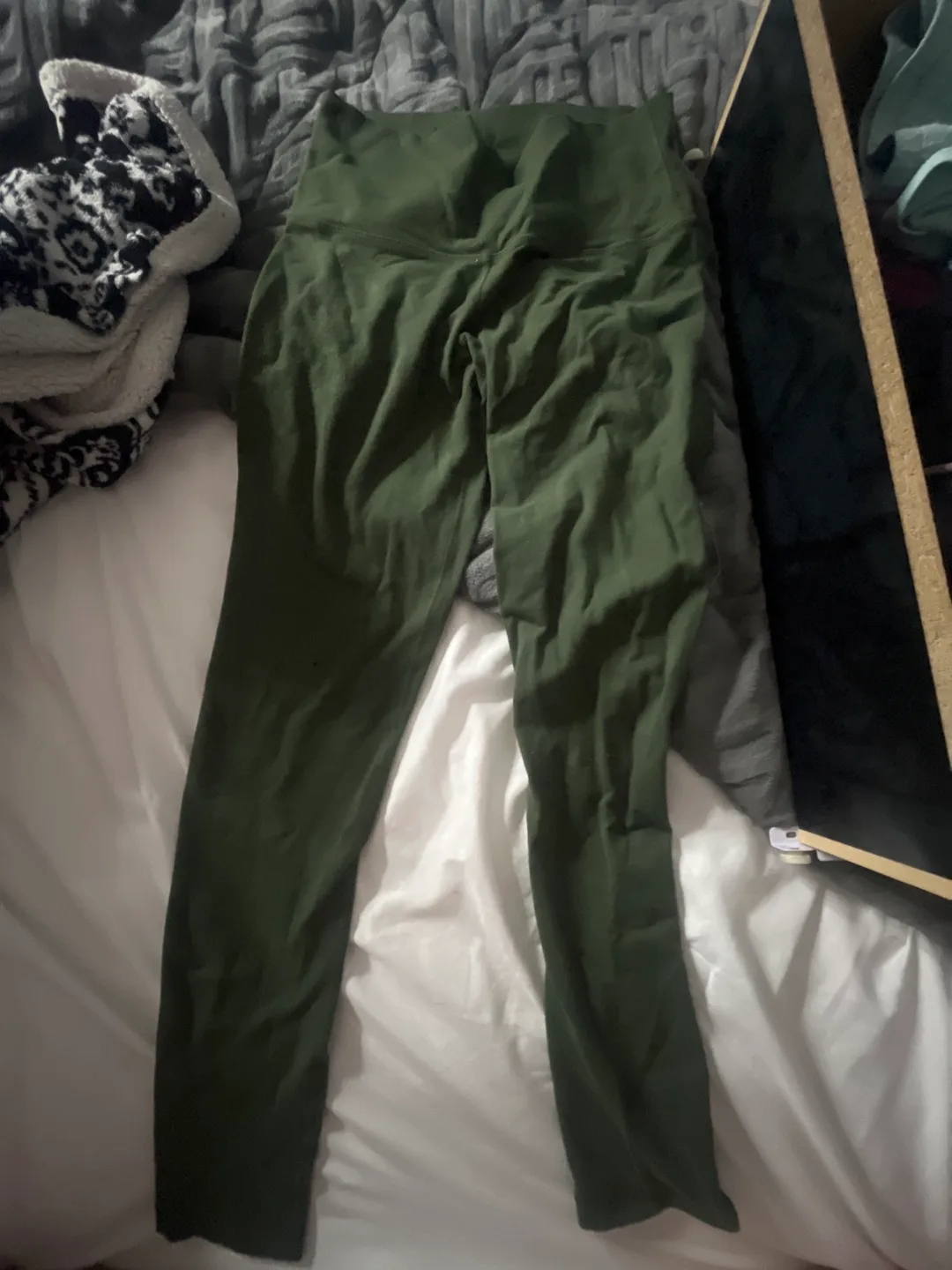 TNA Leggings - Size Medium - Green thumbnail