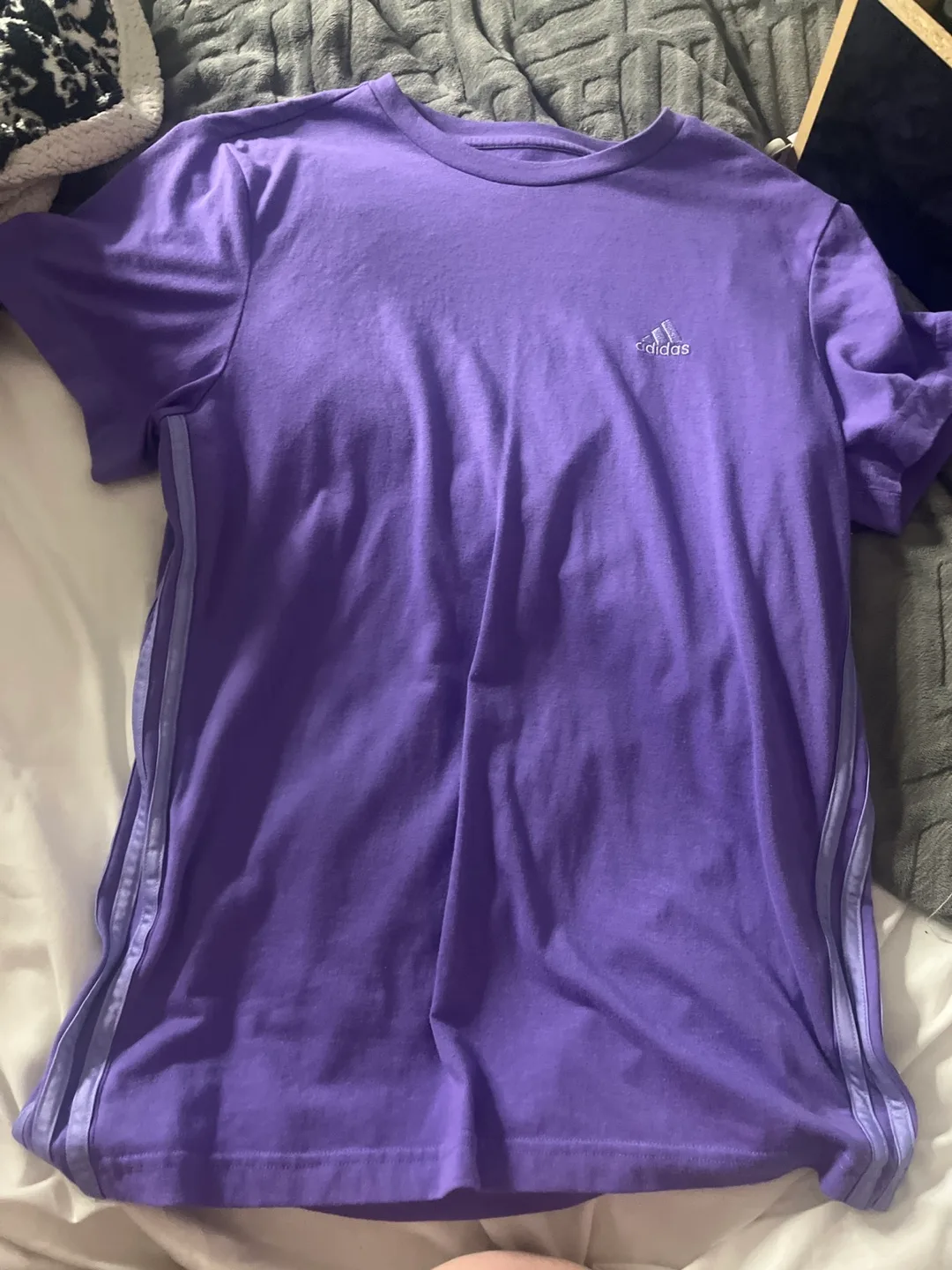 Adidas Purple T-Shirt - Size S thumbnail