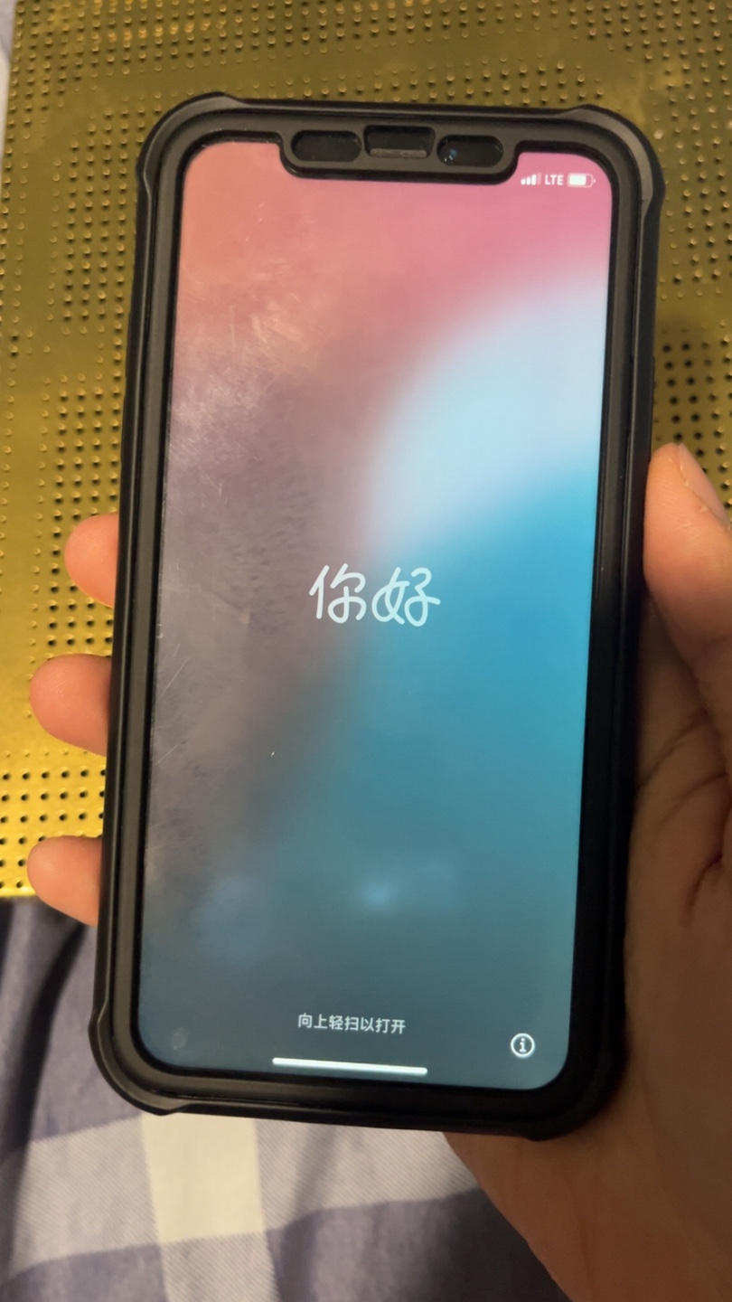 iPhone XR Black with Case - photo 3
