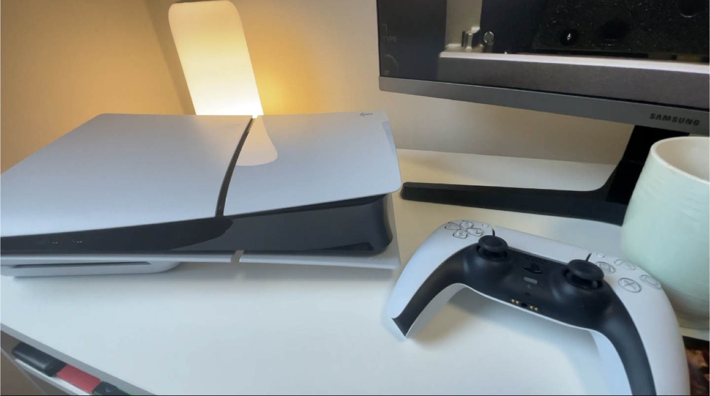 Sony PlayStation 5 (PS5) Console, screen is an option - photo 2