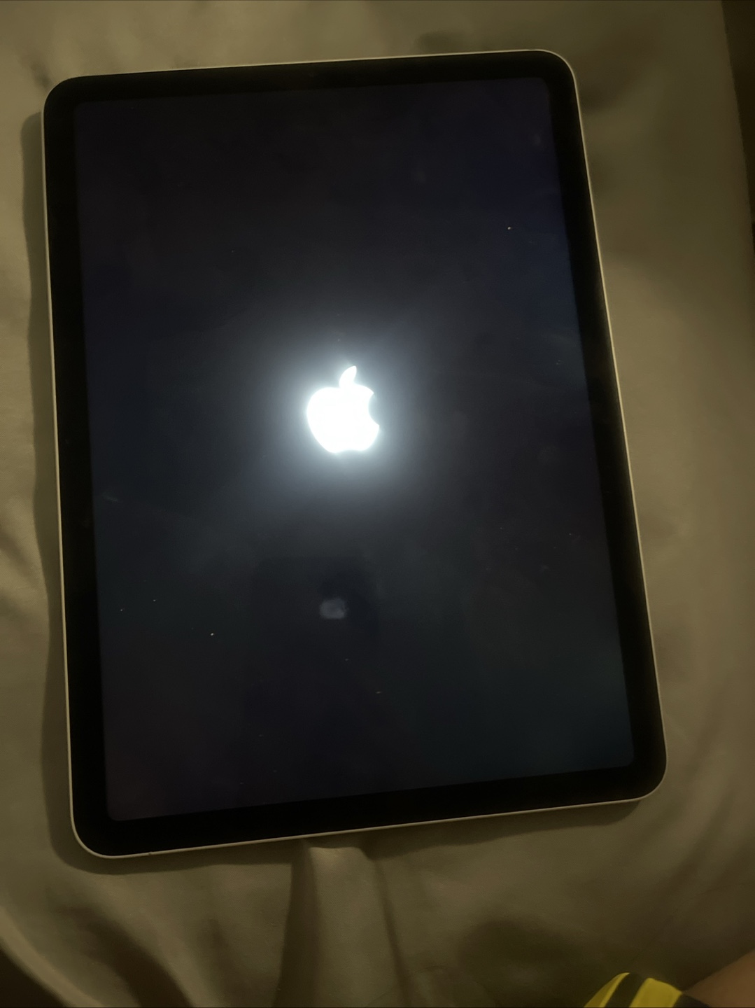 Apple iPad air 4th gen - photo 2