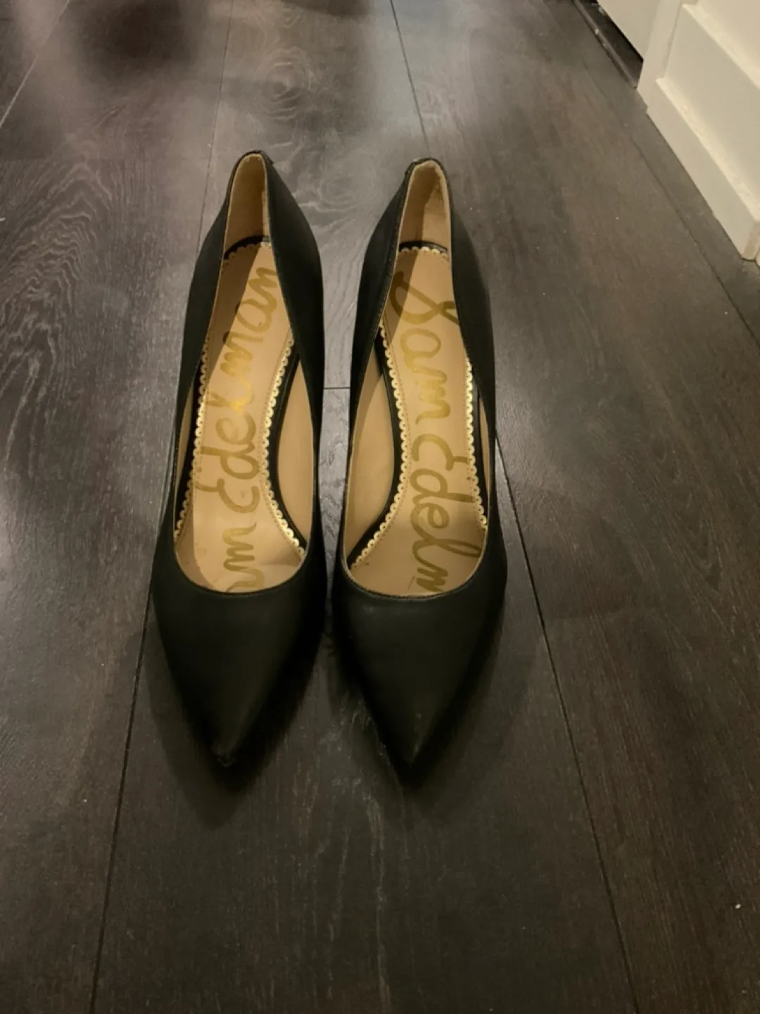Sam Edelman Black Pumps image indicator(4)