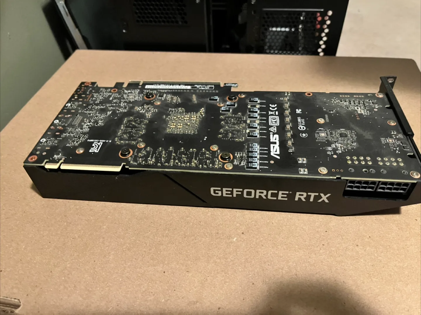 ASUS GeForce RTX 2080 super Graphics Card thumbnail