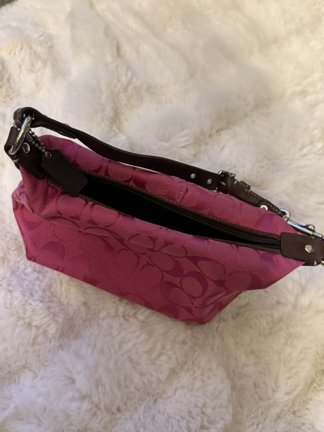 Coach Pink Signature Mini Baguette - photo 3