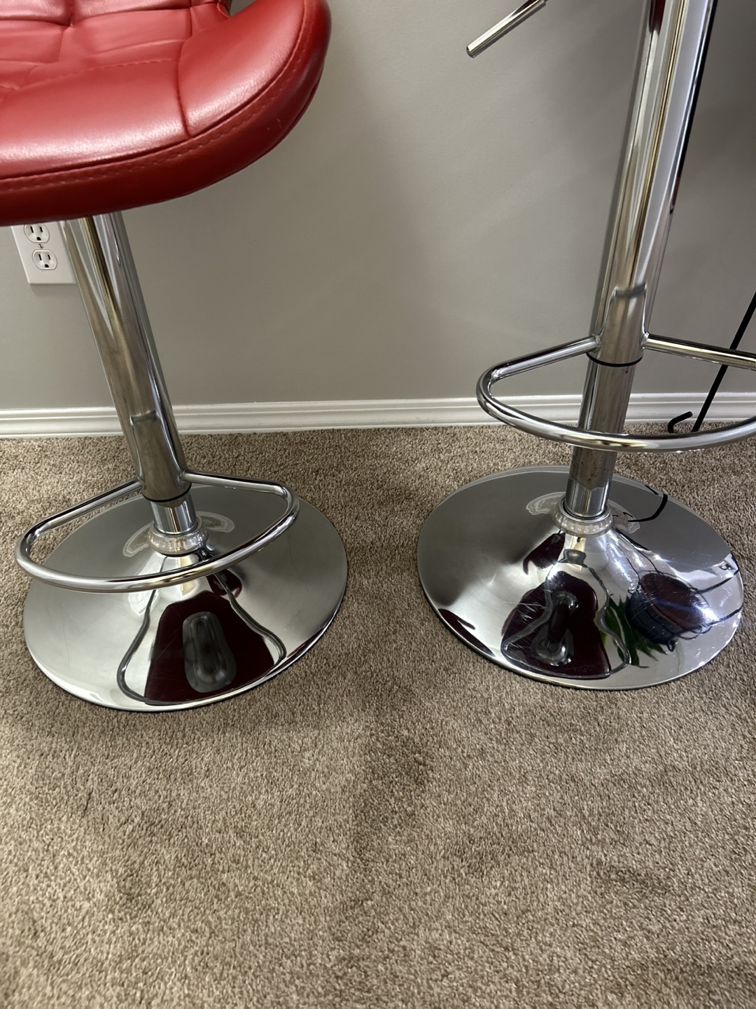 Set of 2 Red Bar Stools - photo 4