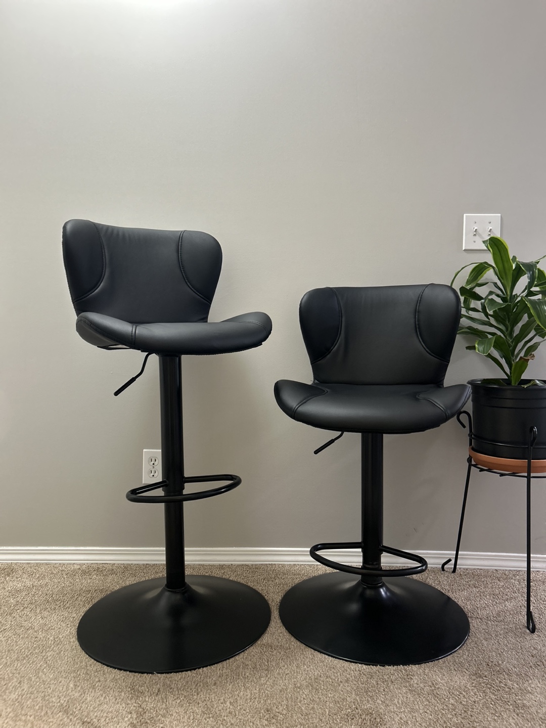 Set of 2 Black Swivel Bar Stools