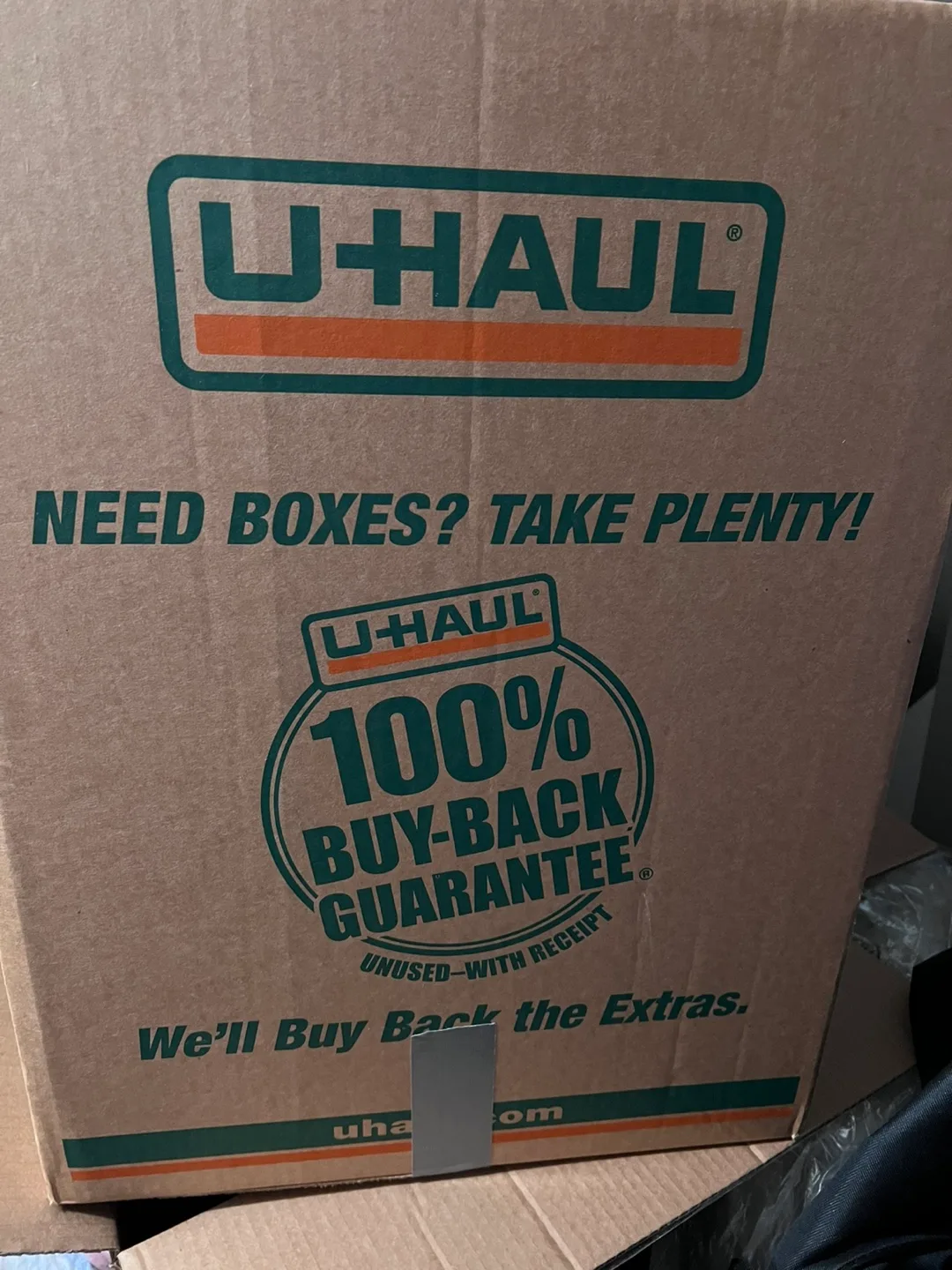 Only one box U-Haul Extra-Large Box - 24" x 18" x 24" image indicator(2)