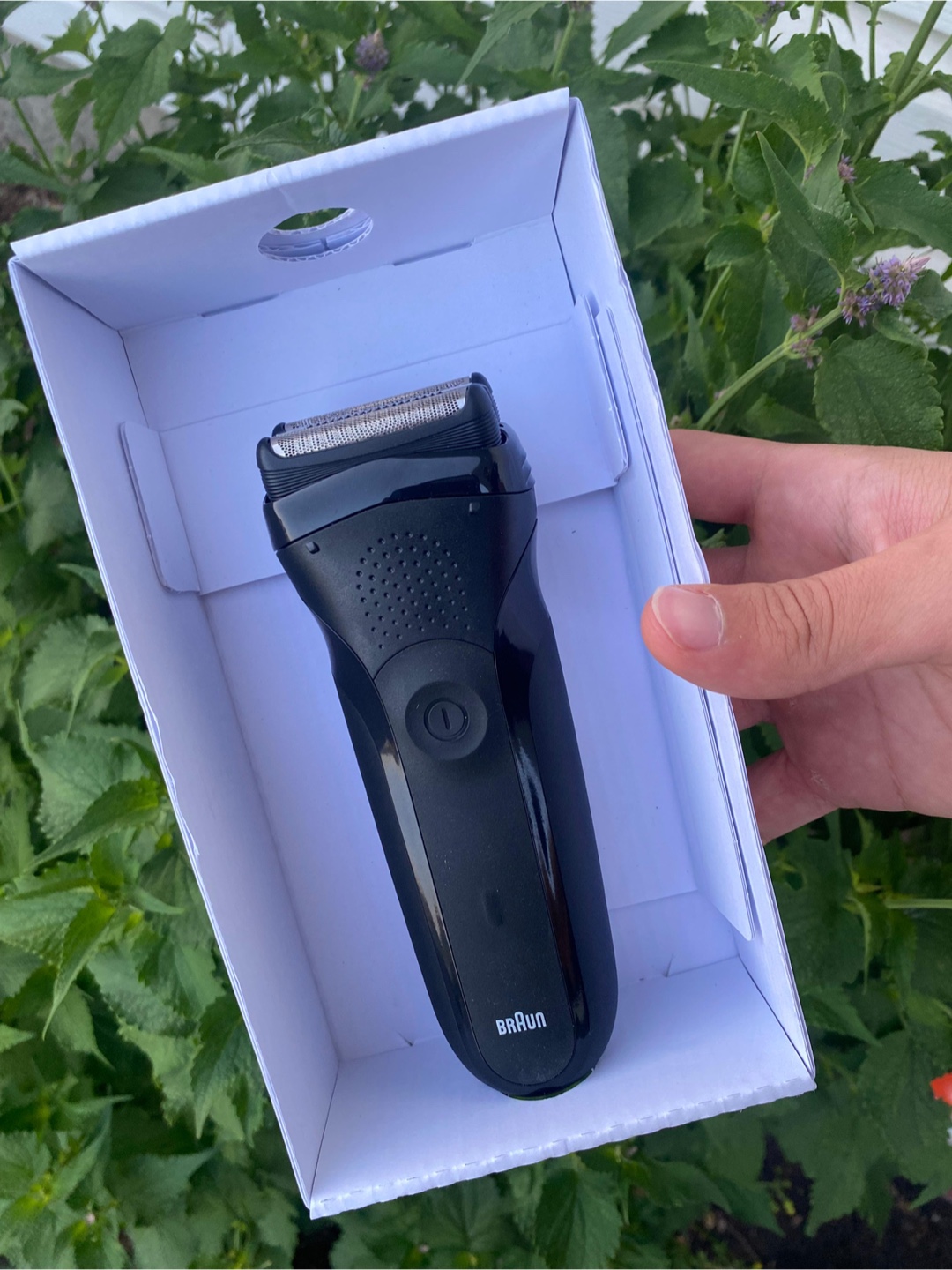 Braun Series 3 Shaver – Open Box - photo 2