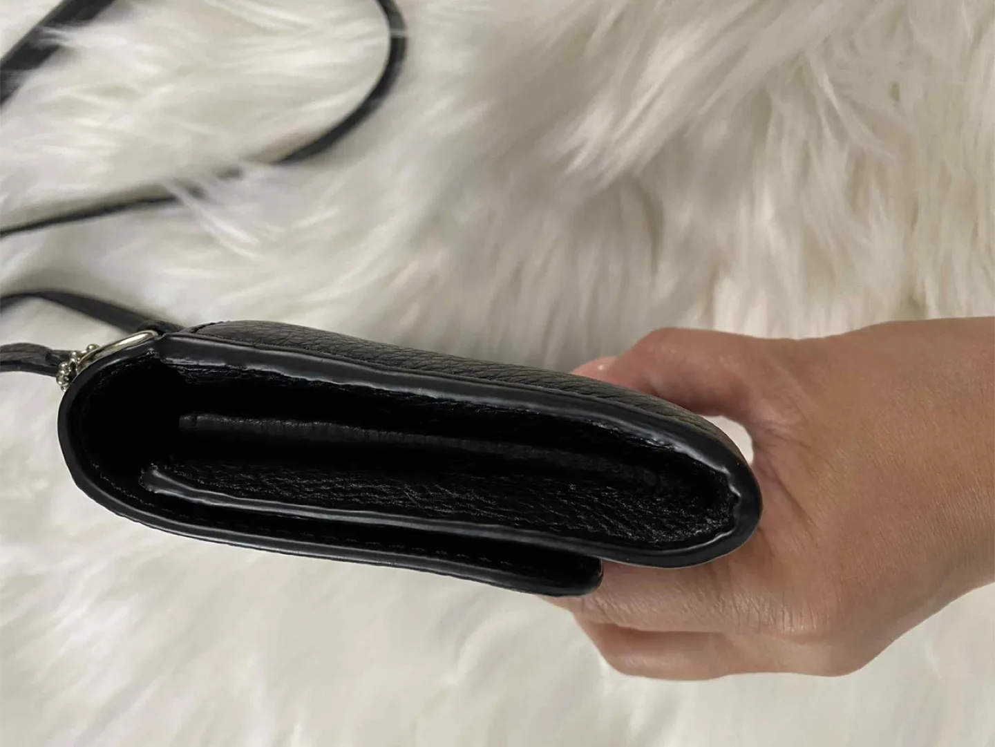 NWT- “ VINTAGE” Coach Avery Black Leather Crossbody image indicator(4)