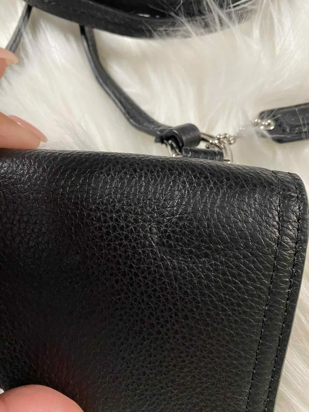 NWT- “ VINTAGE” Coach Avery Black Leather Crossbody image indicator(3)