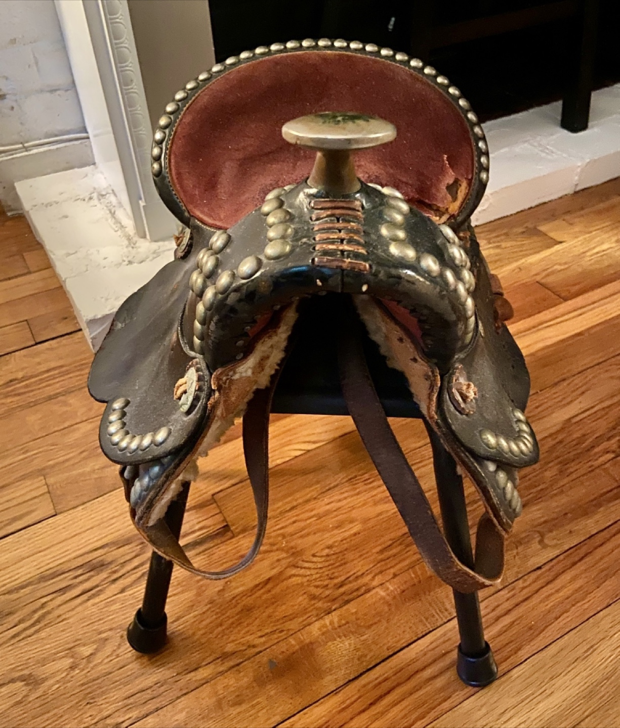 Vintage Child’s Saddle - photo 4