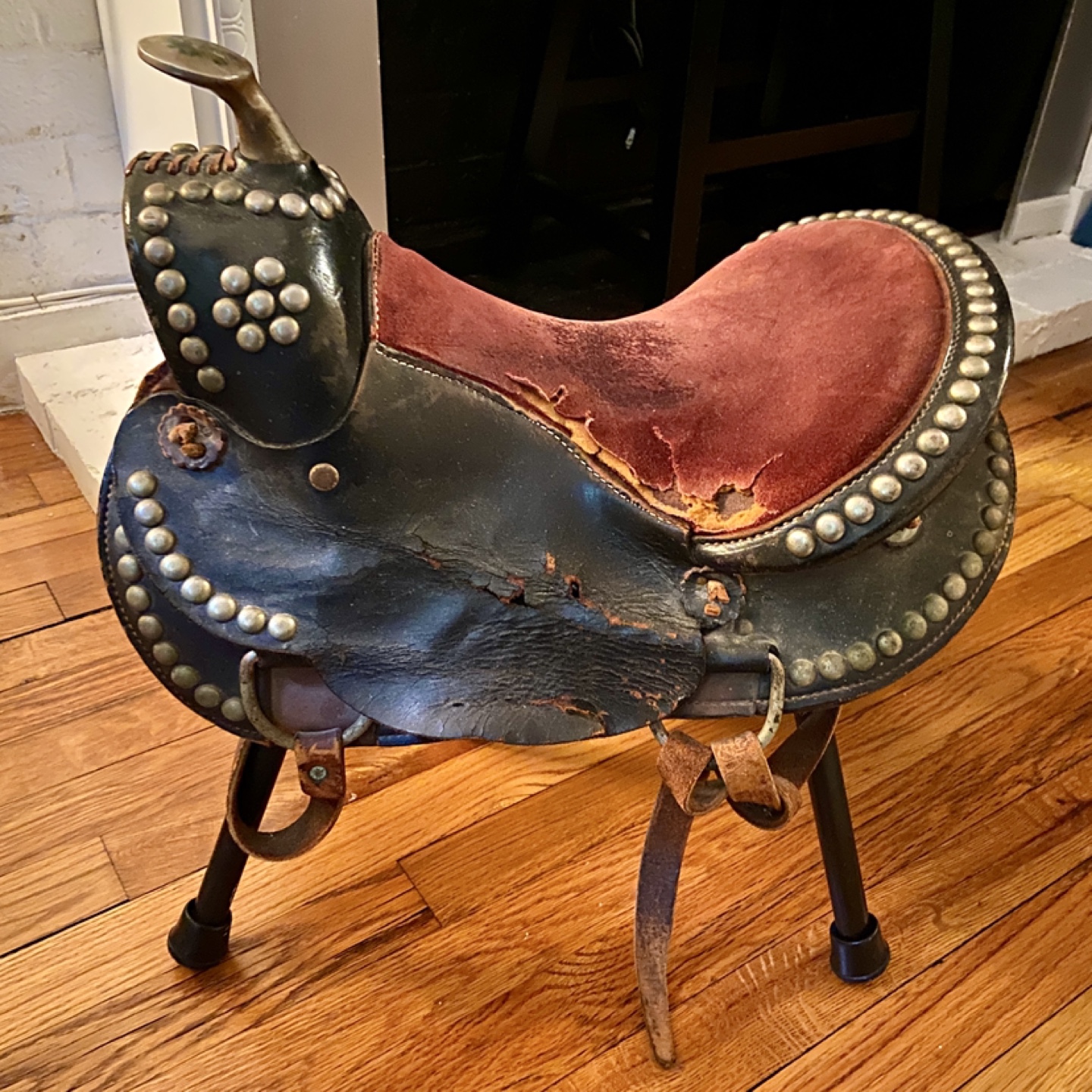 Vintage Child’s Saddle - photo 3