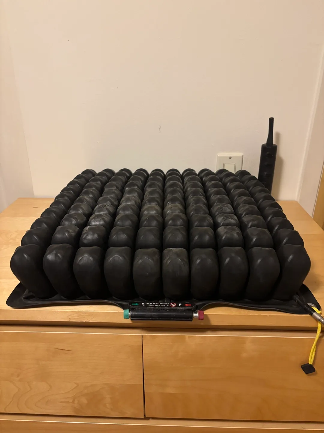 Permobil Roho Quad Select Cushion with pump 🇨🇦 thumbnail