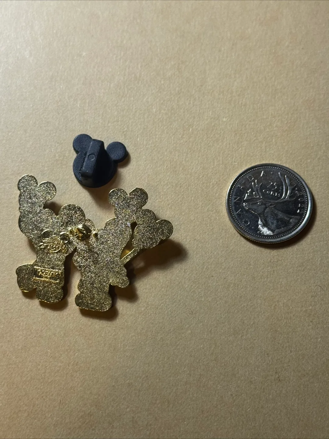 Disney Mickey and Minnie Mouse Balloon Enamel Pin 41867 image indicator(3)