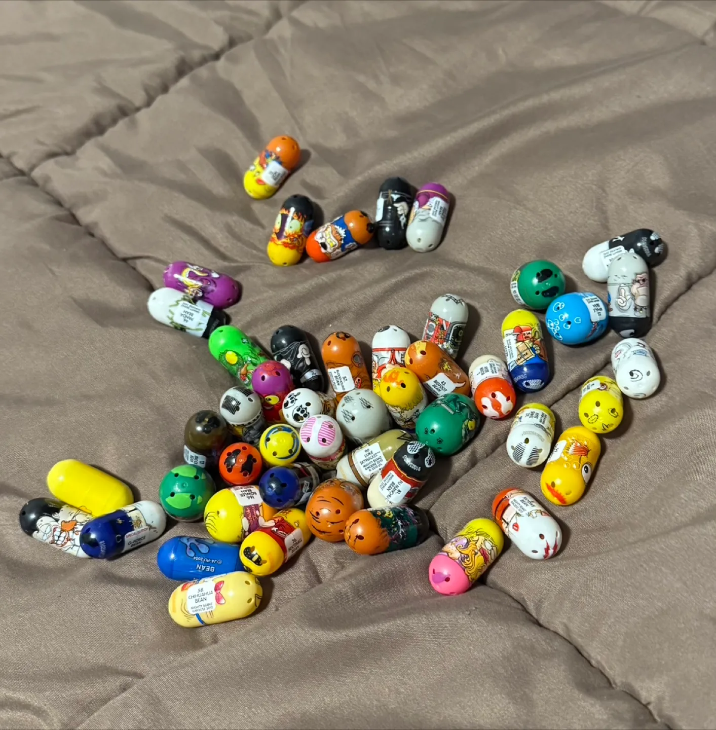 Mighty Beanz Bundle image indicator(3)
