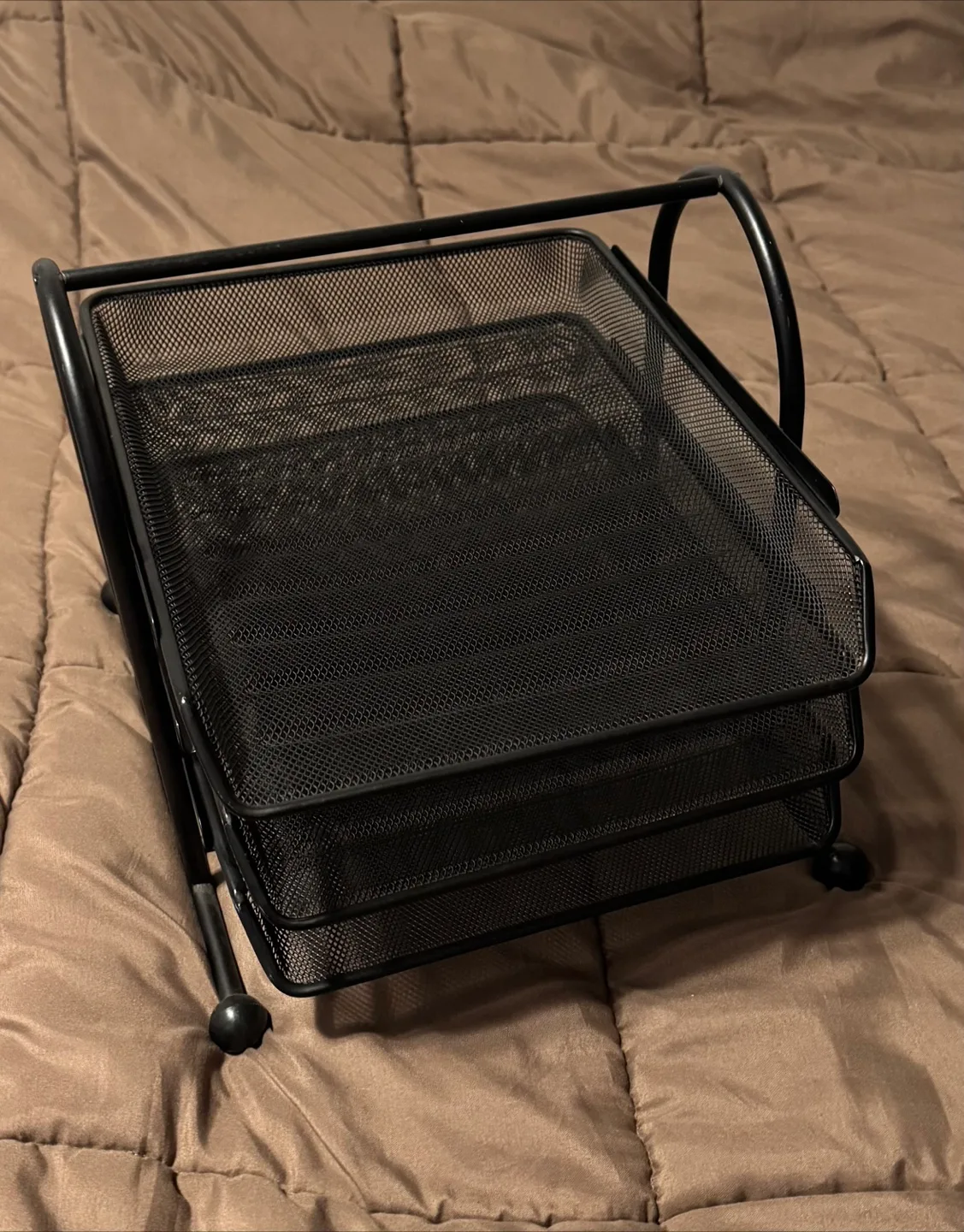 Black Metal Mesh Paper Organizer thumbnail