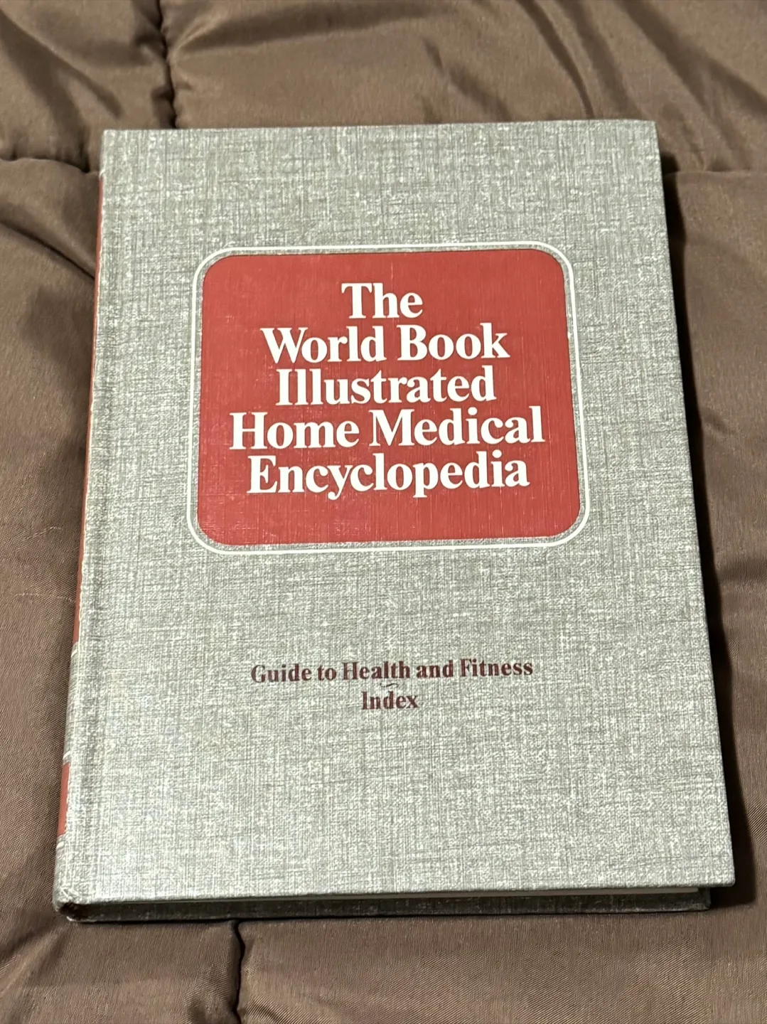 The World Book Illustrated Home Medical Encyclopedia thumbnail