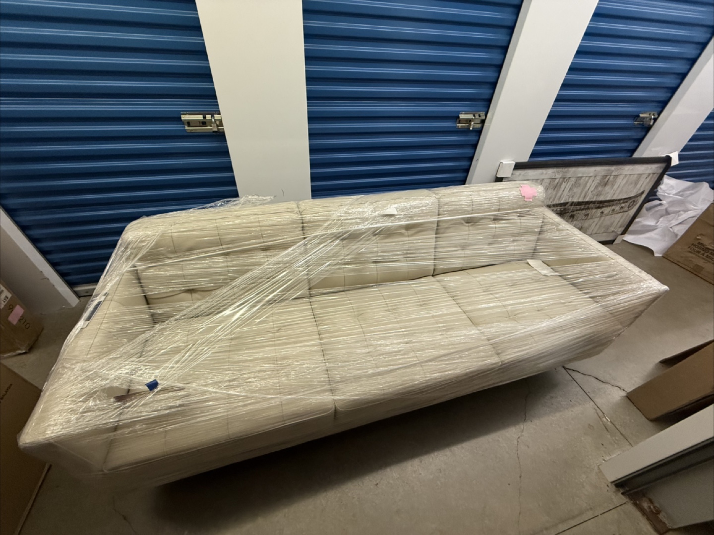 Luxury Leather Sofa - photo 3