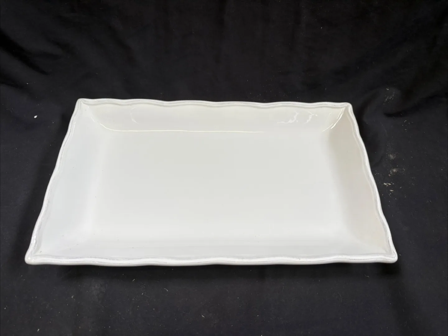 Rectangular White Serving Tray image indicator(2)