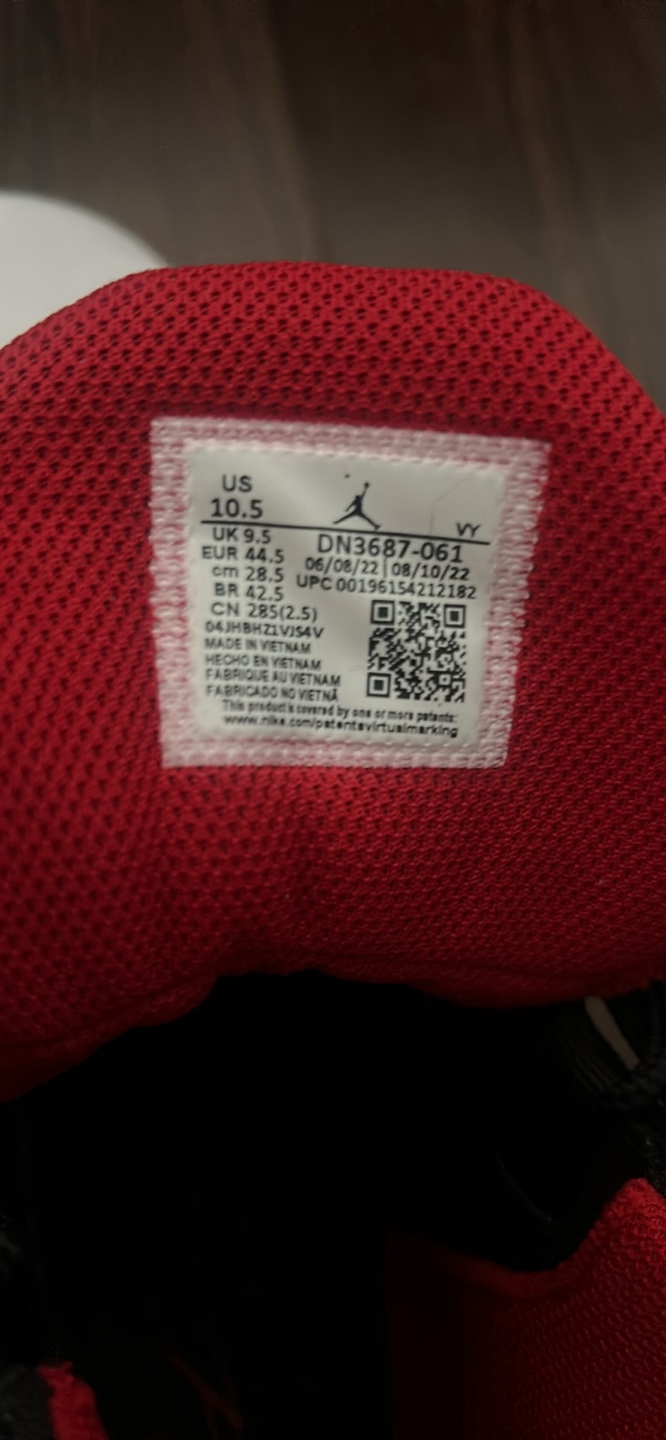 Jordan Flight  - US 10.5 - photo 3