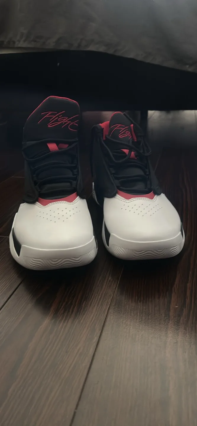 Jordan Flight  - US 10.5 thumbnail