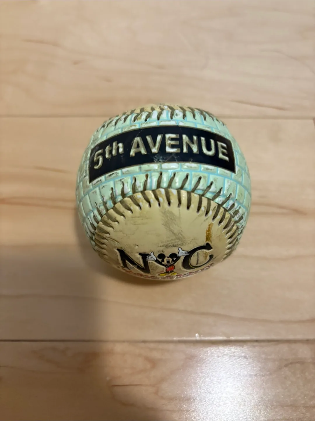 Disney World NYC 5th Avenue Baseball image indicator(2)