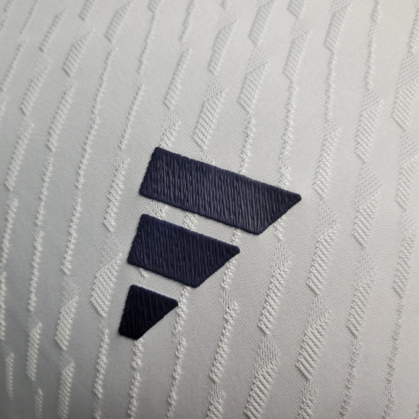 Adidas Real Madrid 23/24 Jersey image indicator(5)