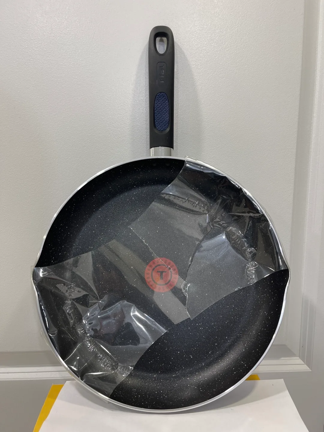 🔥🔥12” / 30 cm New T-fal Durabase Technology Fry Pan thumbnail