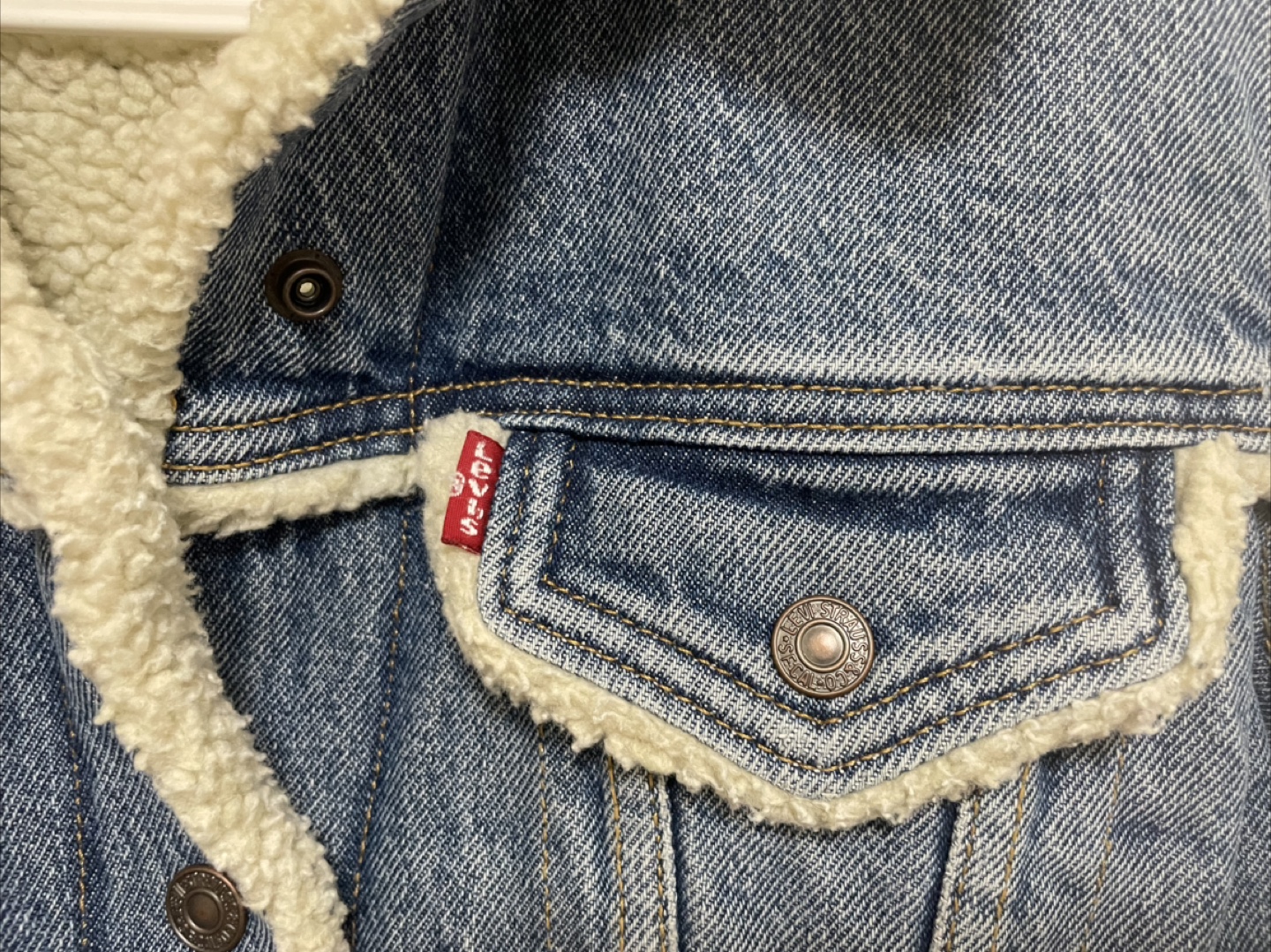 Levi's Sherpa Trucker Jacket - Size S - photo 5