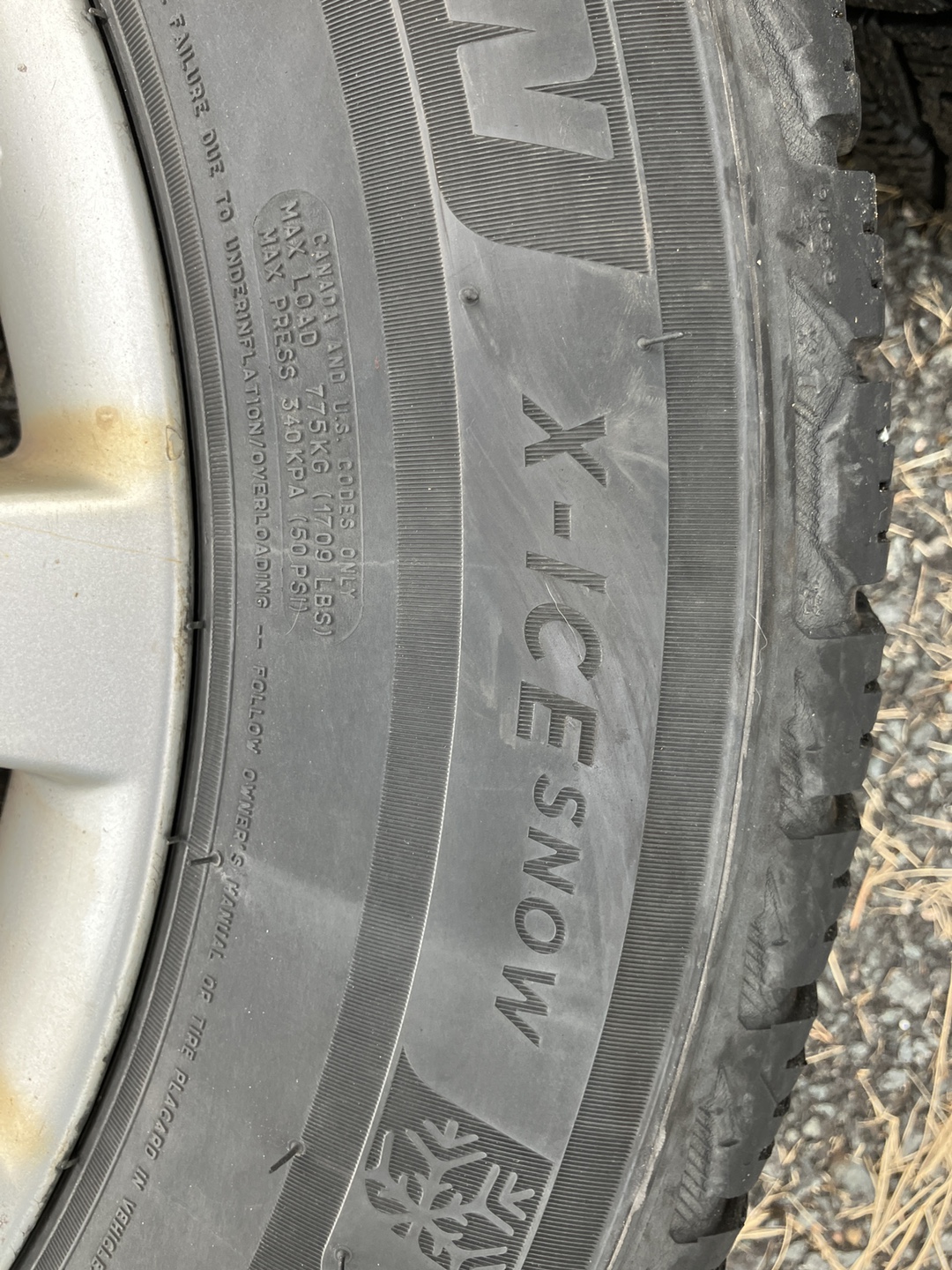 Mazda Rims with Michelin X-Ice Snow Tires 215/60R16 - photo 5