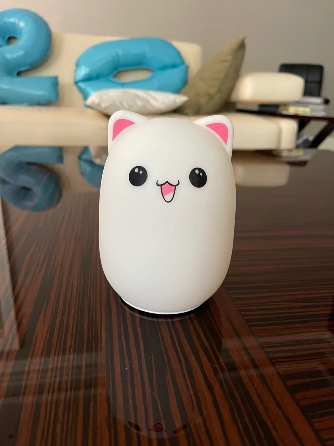 Cute Cat Night Light - Colour Changing 🇨🇦 thumbnail